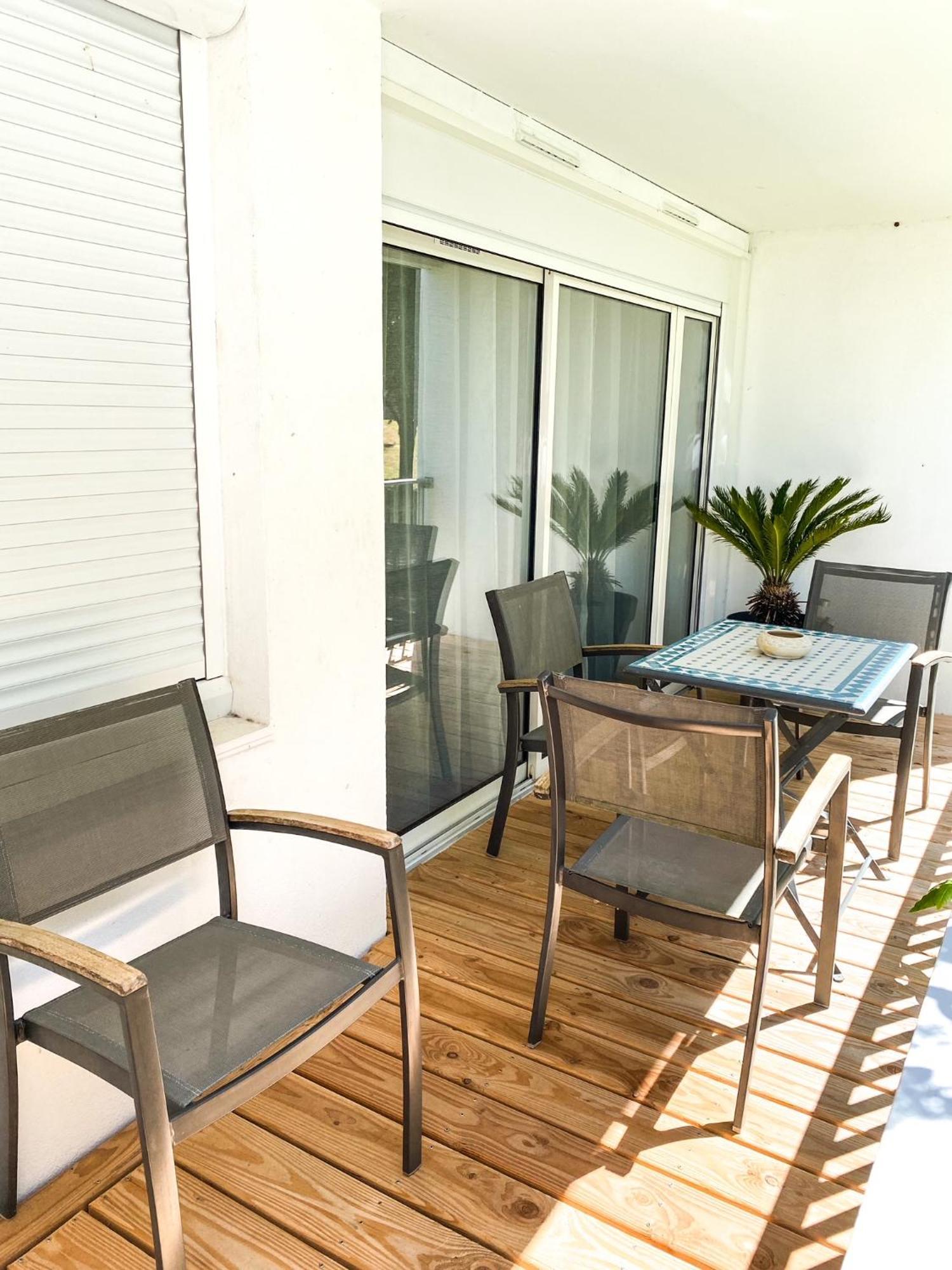 Apartament T3 Moderne Avec Balcon Terrasse Et Parking Gratuit Niort Zewnętrze zdjęcie